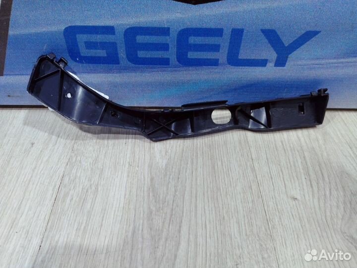 Кронштейн бампера geely MK Лев