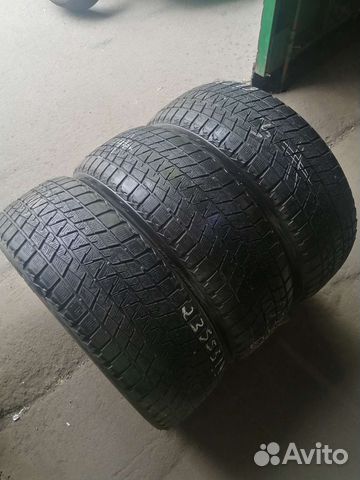 Bridgestone Blizzak DM-V1 235/55 R19