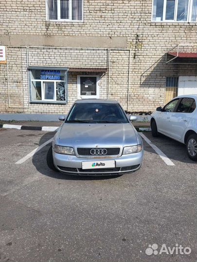 Audi A4 1.8 МТ, 1997, 317 985 км