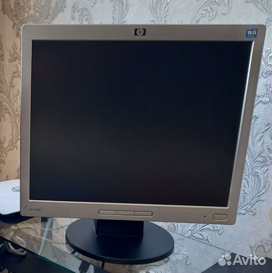 Монитор HP с клавиатурой