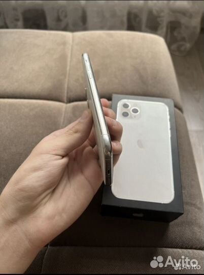 iPhone 11 Pro, 64 ГБ