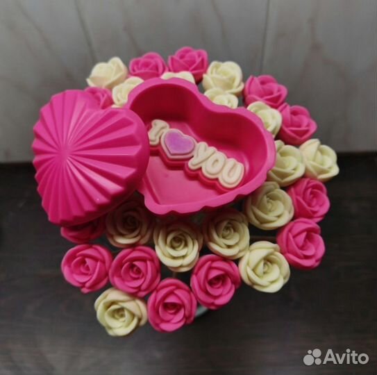 Букет из шоколадных роз цветов конфет сладкий
