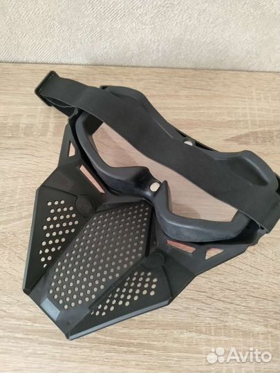 Маска для игры с Nerf