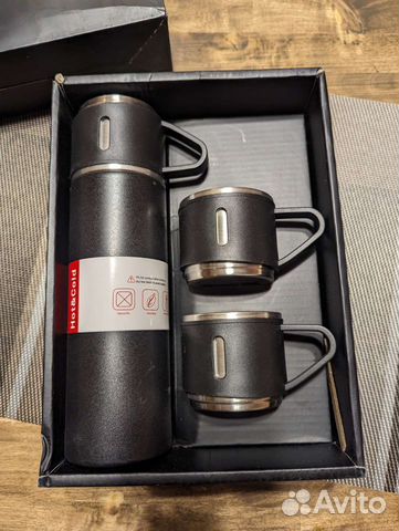 Термос новый с кружками