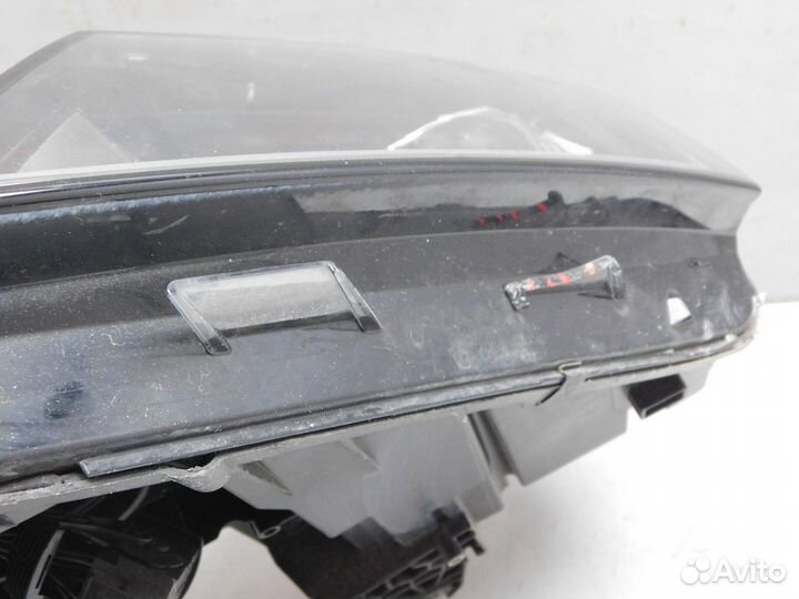 Фара левая Skoda Octavia