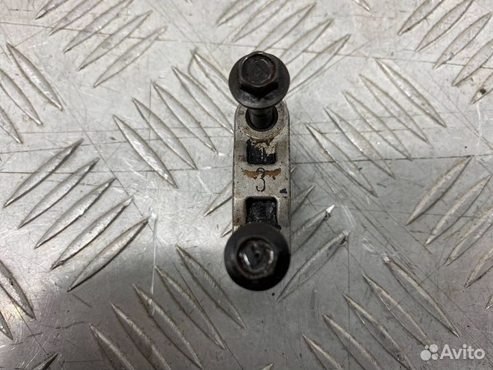 Б/У Бугель распредвала Nissan Tiida Latio C11T