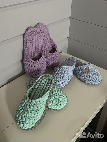 Корзина, тапочки