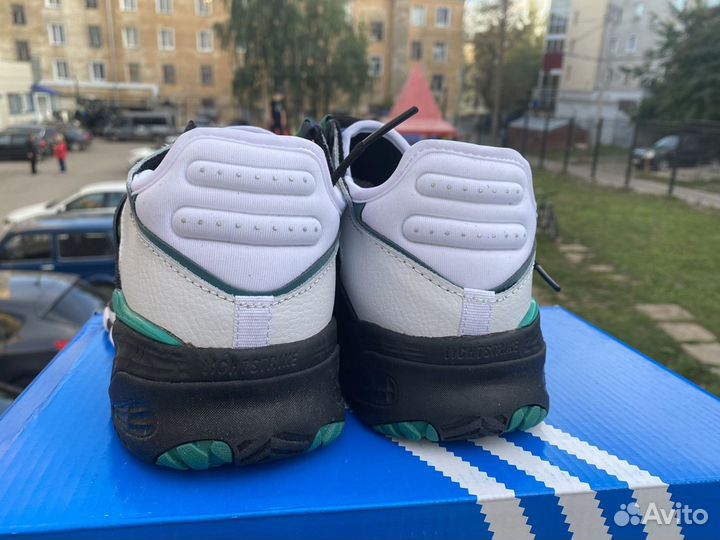 Кроссовки Adidas Niteball