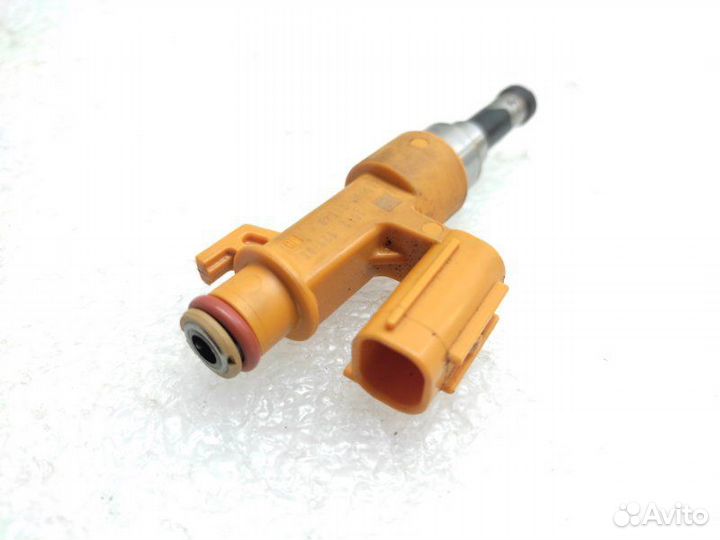 Форсунка топливная Lexus Rx450H GYL25 2grfxs 2020