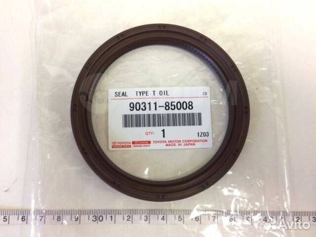 Сальник коренной Toyota OEM