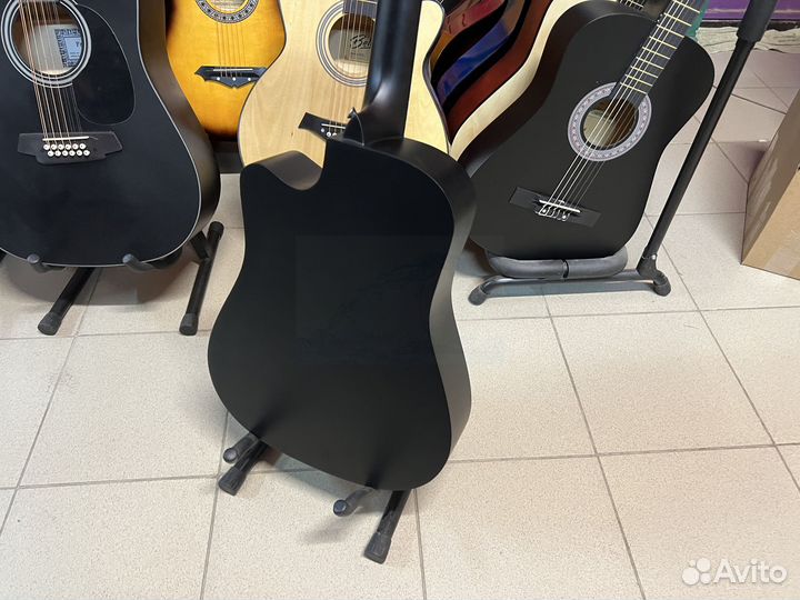 Гитара Акустика