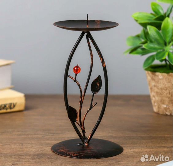 Подсвечник