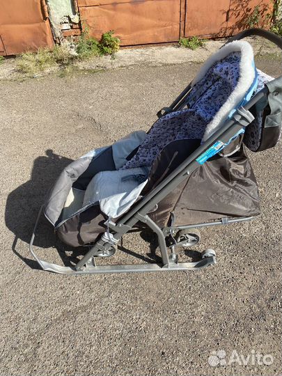 Детские санки с колесами