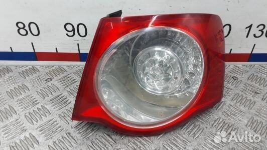 Фонарь задний правый volkswagen jetta 5 (NDN13MY01