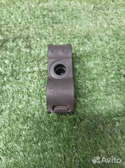 Кронштейн (сопут. товар) Audi Audi A8 4E 2002-2