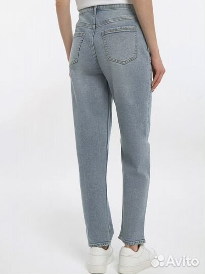 Джинсы mom fit