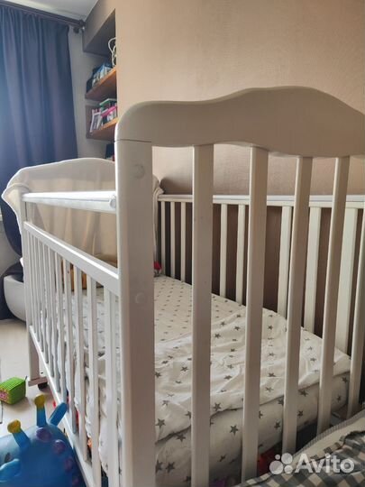 Детская кроватка