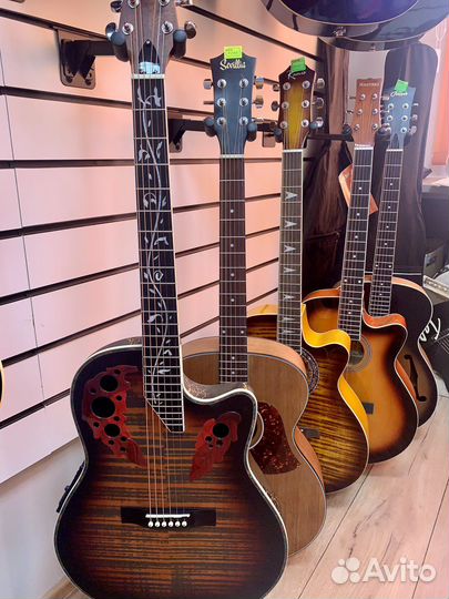 Акустическая гитара Gibson - реплика