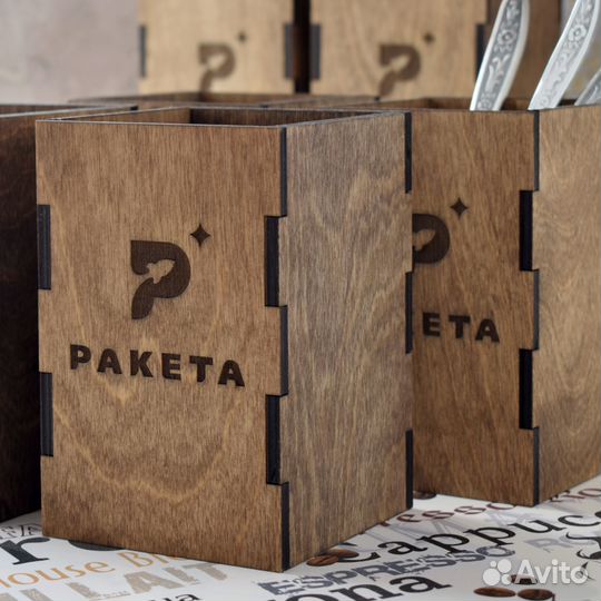 Деревянные подставки для столовых приборов