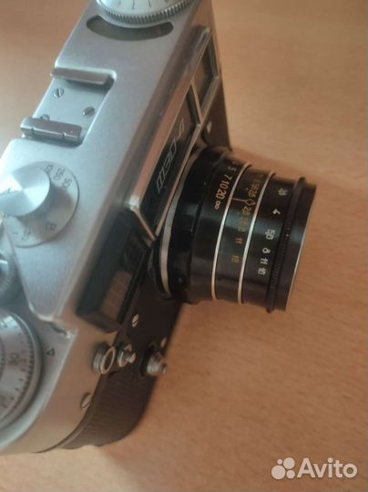 Плёночный фотоаппарат фед 4