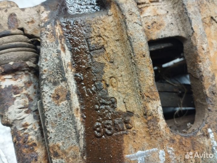 Суппорт передний правый Chery Tiggo t11 FL 1.8