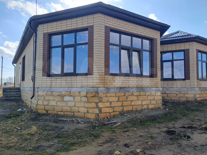 Коттедж 100 м² на участке 3 сот.