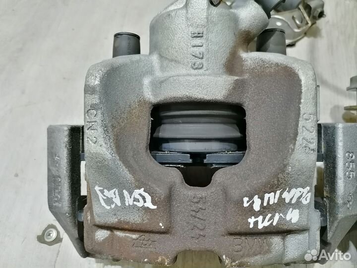 Суппорта тормозные передние BMW 1 E87 E81 3.0 N52