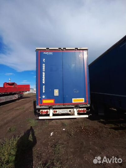 Полуприцеп шторный Krone SD, 2011