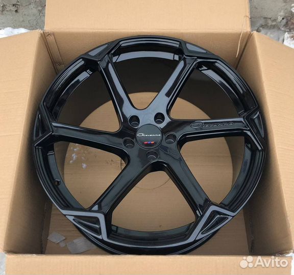 Диски Giovanna Dalar X R24 на Mercedes G63 G500