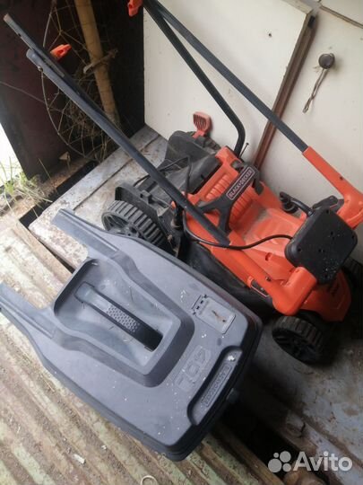 Газонокосилка электрическая