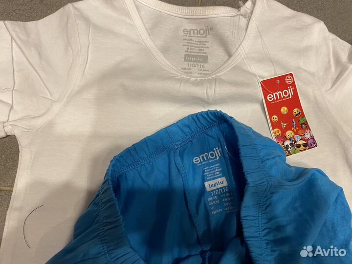 Комплект на девочку 110/116 новый