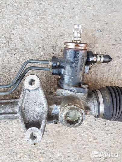 Рейка рулевая Mitsubishi Legnum EC7W