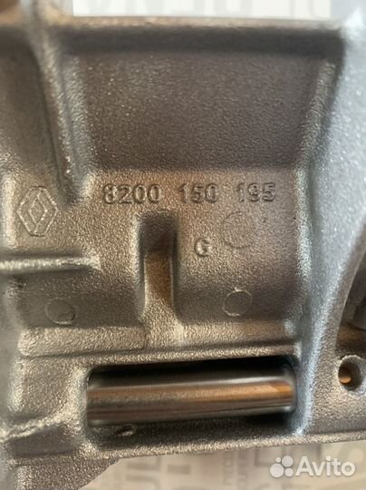 Масляный насос рено 8200150195