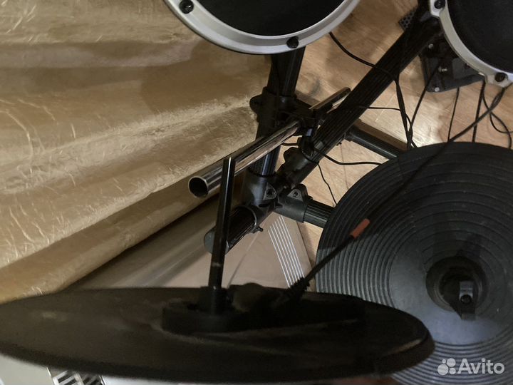 Электронная ударная установка behringer XD8USB