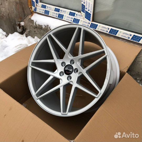 Диски Gianelle Parma R22 на Audi Q7 SQ7 Q8 SQ8