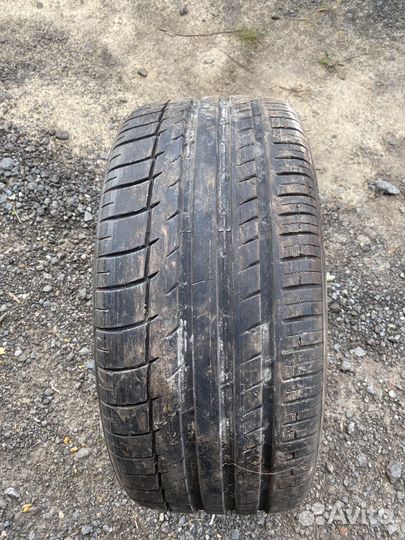 Triangle LoaderMax LT 235/40 R18