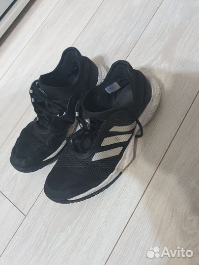 Кроссовки Adidas оригинал 43,5