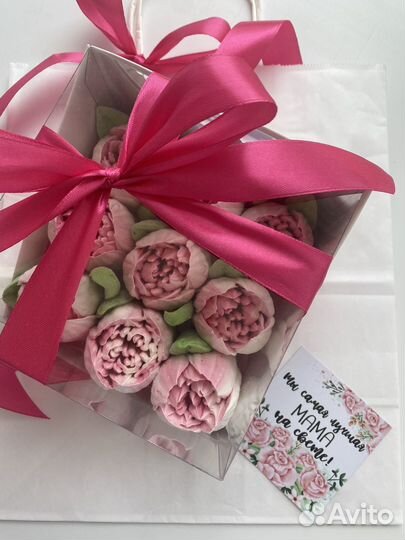 Подарок девушке на день рождения