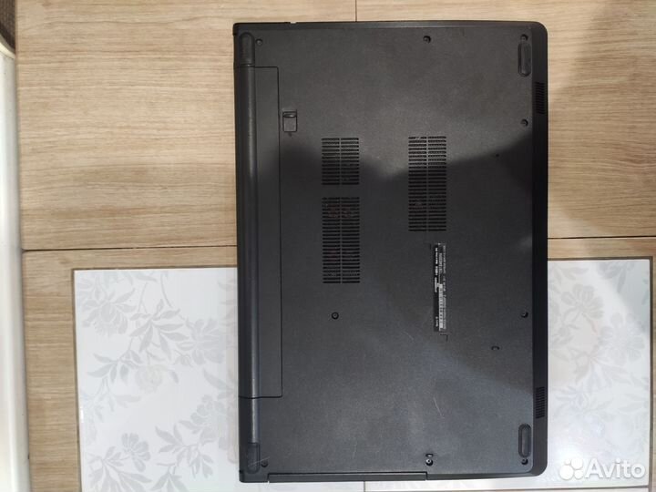 Ноутбук Dell vostro 15