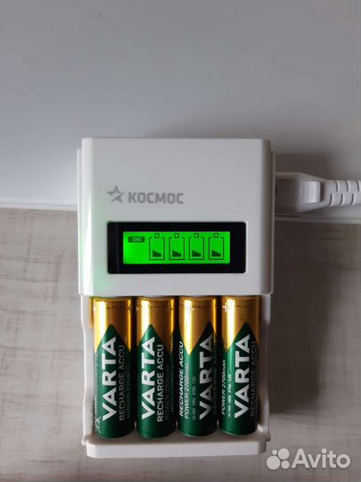 Автоматическое зарядное устройство Космос кос505