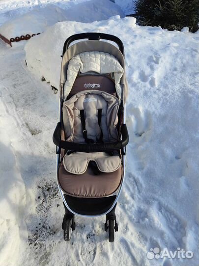 Прогулочная коляска