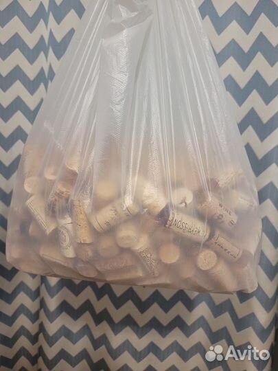 Пробки от вина и шампанского