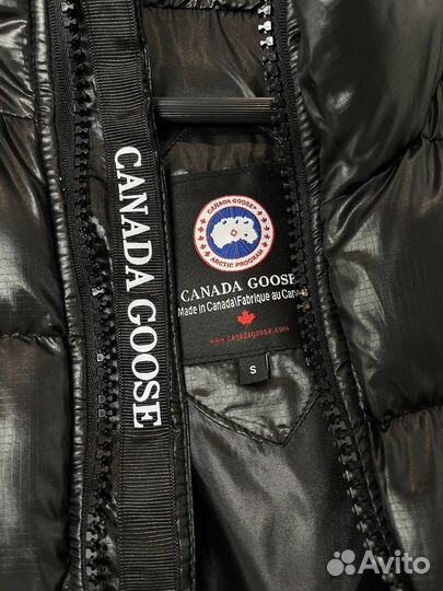 Жилетка canada goose черная