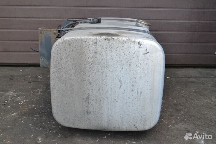 Топливный бак mercedes-benz Actros MP2/MP3 2536 (0