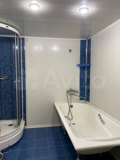 4-к. квартира, 129 м², 1/5 эт.