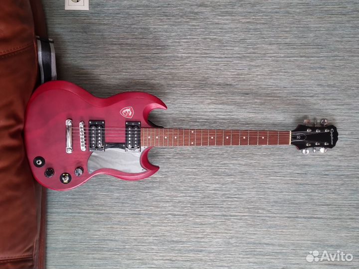 Электрогитара Epiphone SG Cherry