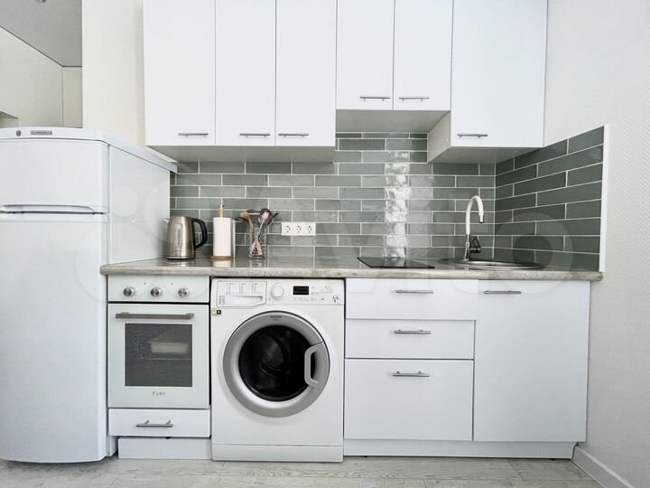 2-к. квартира, 30 м², 3/6 эт.