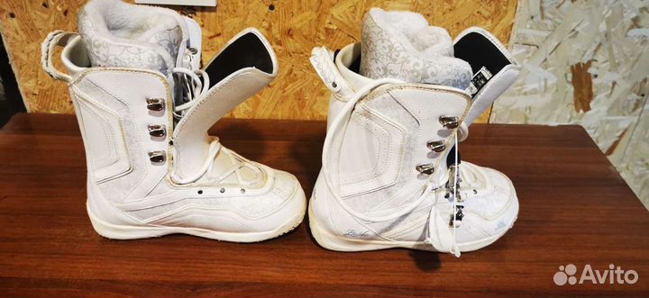 Женский комплект: сноуборд, крепления, ботинки К2
