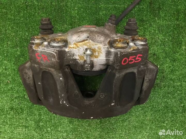 Суппорт тормозной передний правый Mercedes-Benz