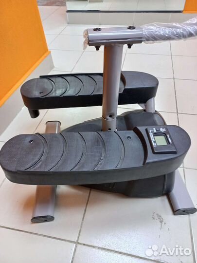 Тренажер Bradex Кардиостеппер новый